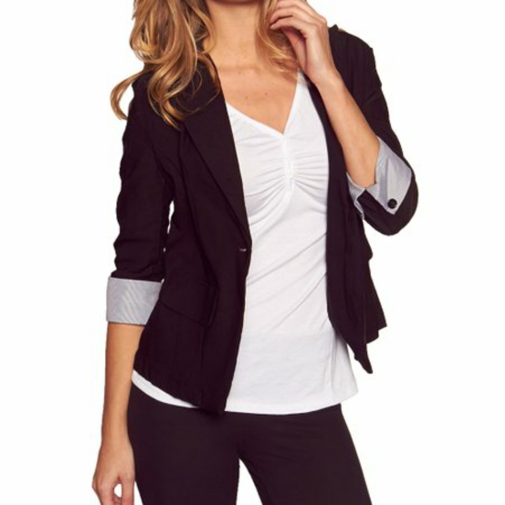 Black cuffed blazer